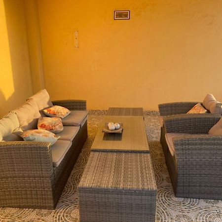 Residence Adja Binta Kane Sour Dakar Exterior foto